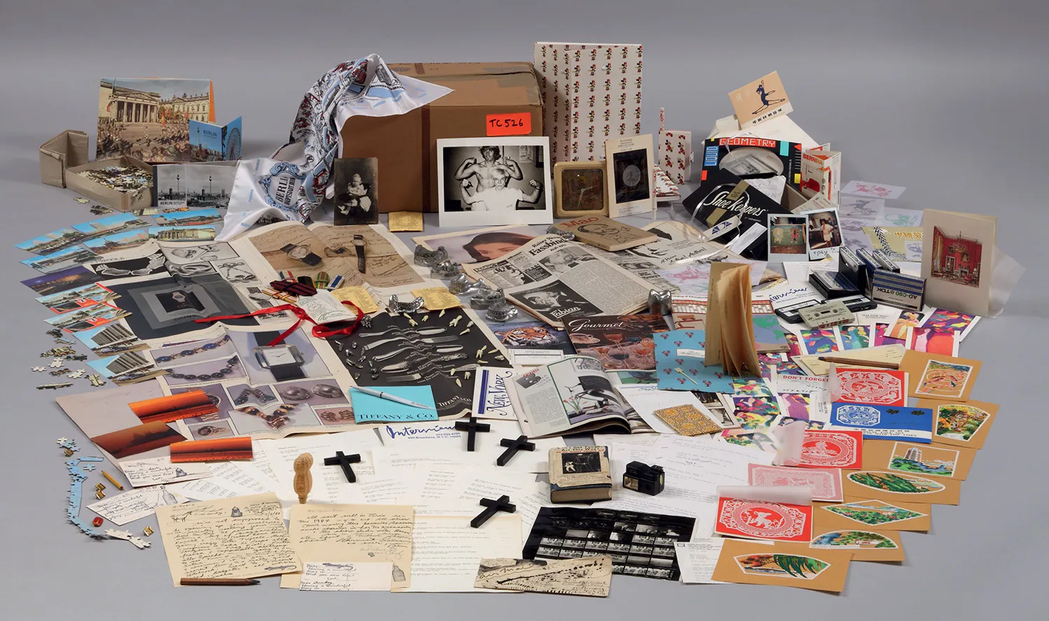 Exposition des Time Capsules d’Andy Warhol au [Mac] de Marseille en 2014